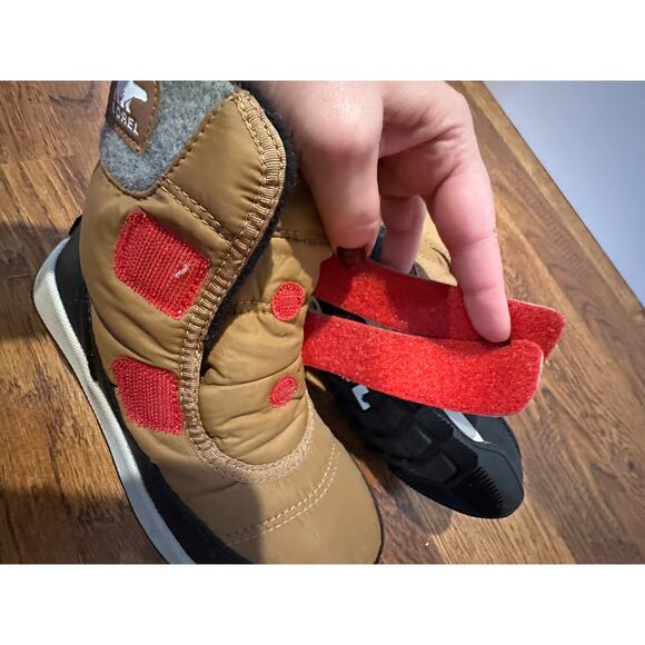 Sorel Kids Whitney II Strap Waterproof Snow Boots – Tan – Size 13 Winter Gear - Picture 9 of 9